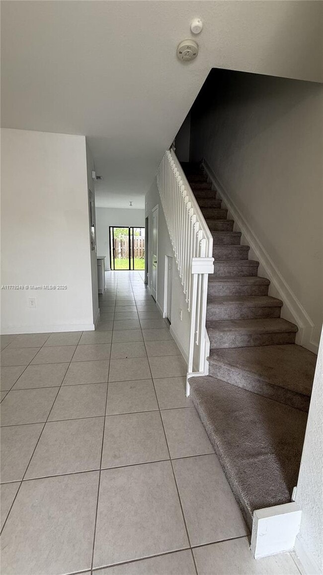 Building Photo - 13265 SW 286th Terrace