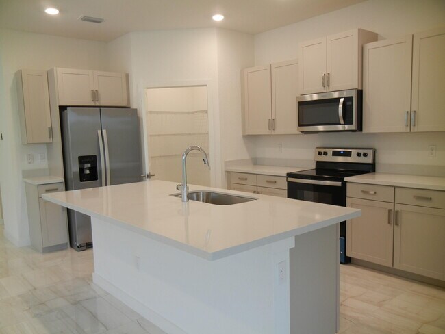 Foto del edificio - 4660 NW Exchange Ave