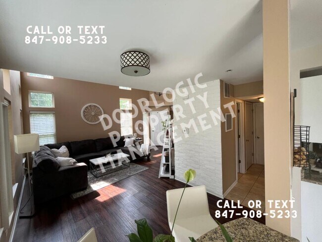 Foto del edificio - 10520 Thornton Way