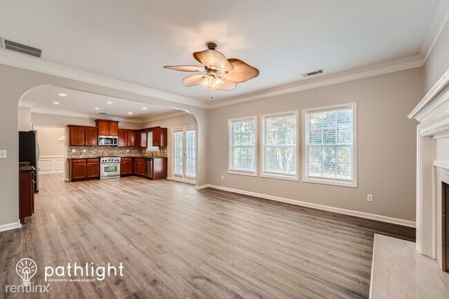 Foto del edificio - 4 br, 2.5 bath House - 3115 Golfe Links Dr...