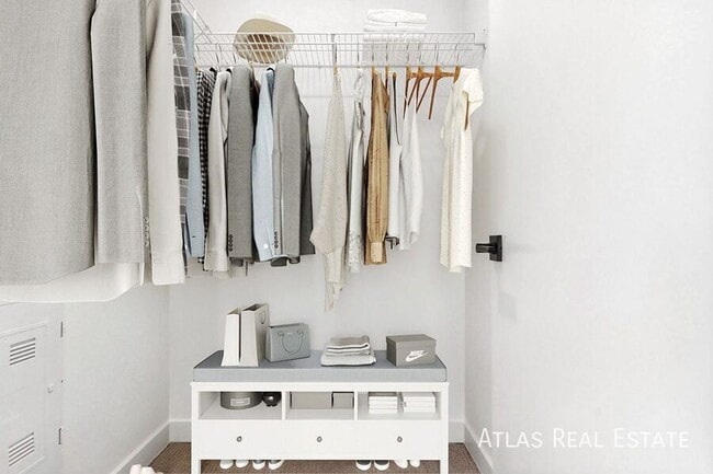 Foto del edificio - 240 Osiander St