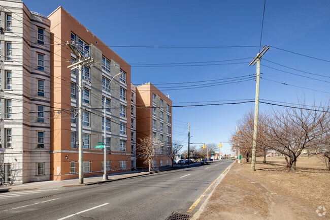 Neighborhood Context - Belmont Gardens
