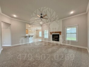 Building Photo - 970 Maple Vw St