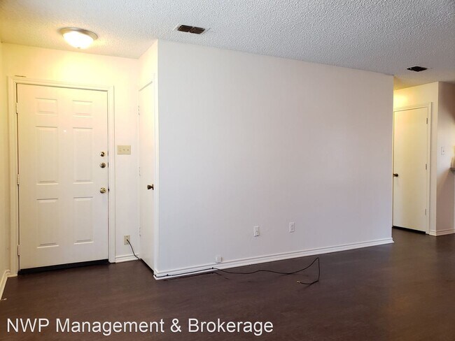 Building Photo - 2 br, 1 bath House - 16046 Shoshone Drive