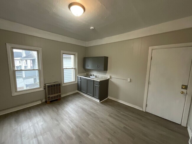 Foto del edificio - 6807 Worley Ave