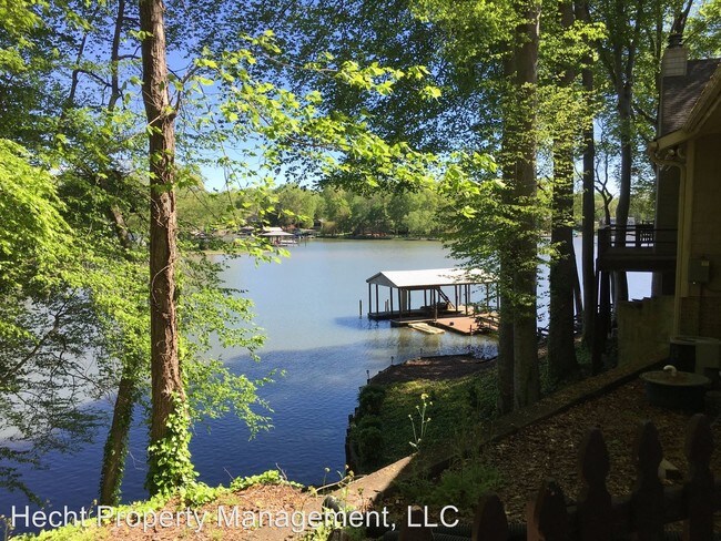 Foto del edificio - 5 br, 4.5 bath House - 3528 Niblick Court