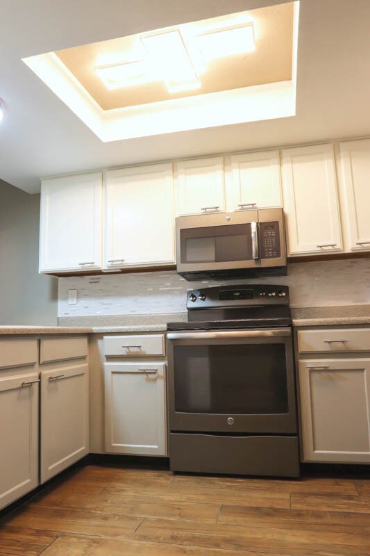 Kitchen - 4005 Lake Mary Rd