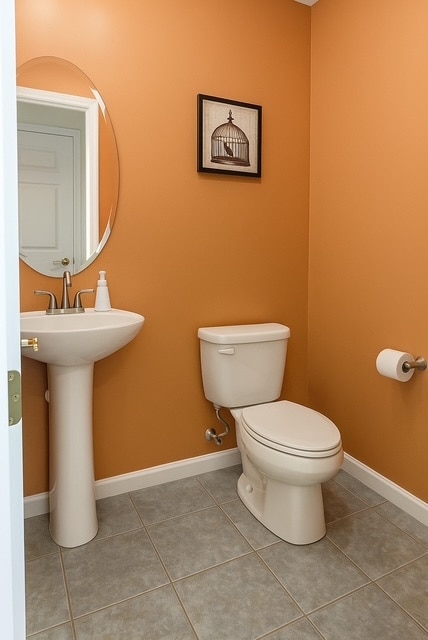 Half Guest Bathroom - 23 Legend Hills Dr