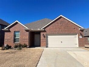 Building Photo - 10507 Lone Star Wy