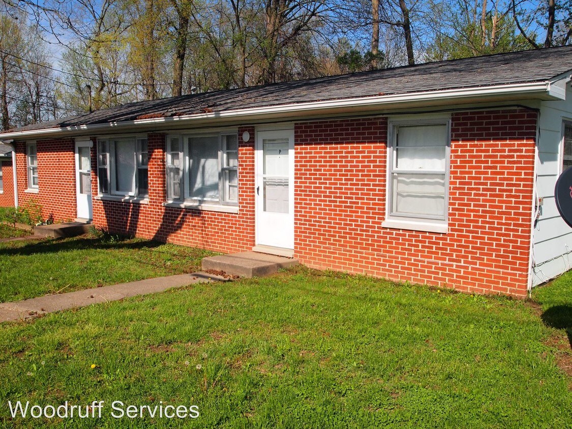 Primary Photo - 606 E Park St