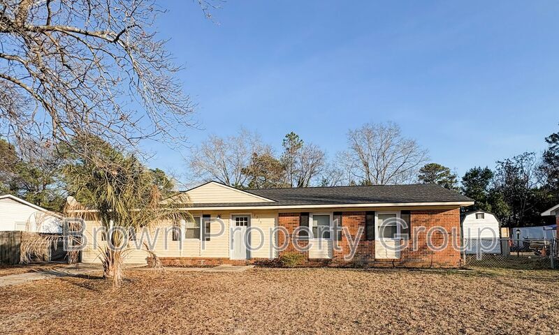Foto principal - 2229 Delta Dr