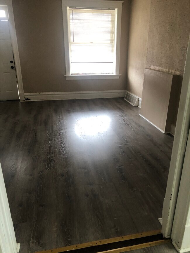 Bedroom - 3447 Virginia Ave