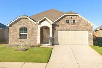 Building Photo - 4849 Sagerun Dr