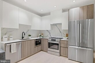 Building Photo - 1525 P St NW