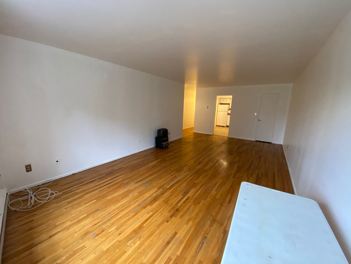 118 Main St Unit 4, Butler, NJ 07405 Apartments in Butler, NJ