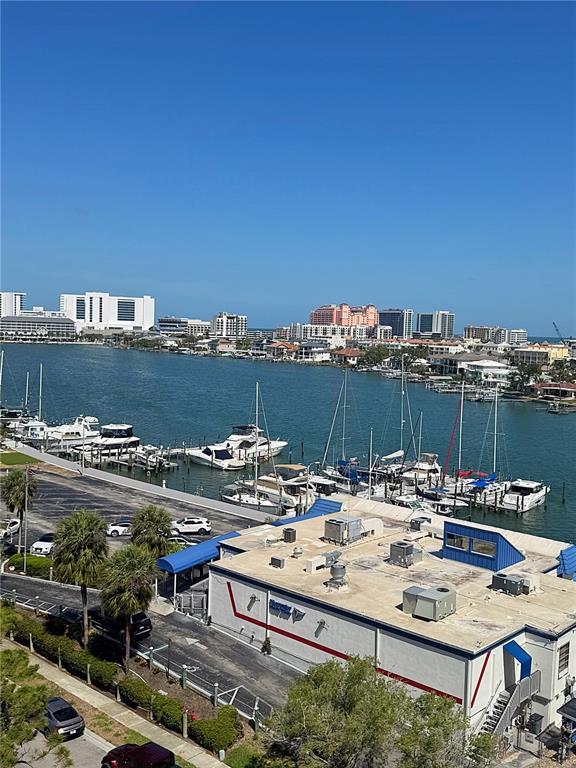 Foto principal - 851 Bayway Blvd