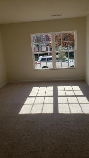 Building Photo - 312 Samuel Clemens Way