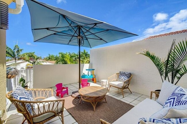 Photo - 4930 NW 15th Ave Townhome