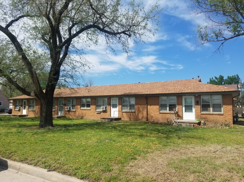 407 W 31st St S, Wichita, KS 67217 Room for Rent in Wichita, KS