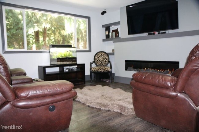 Foto del edificio - 4 br, 2 bath House - 10889 SW Dover Ct