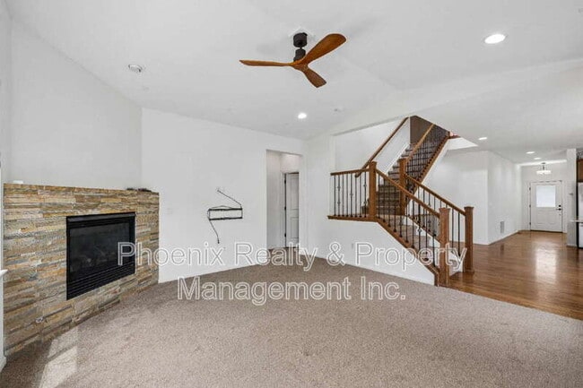 Building Photo - 1417 Lander Ln