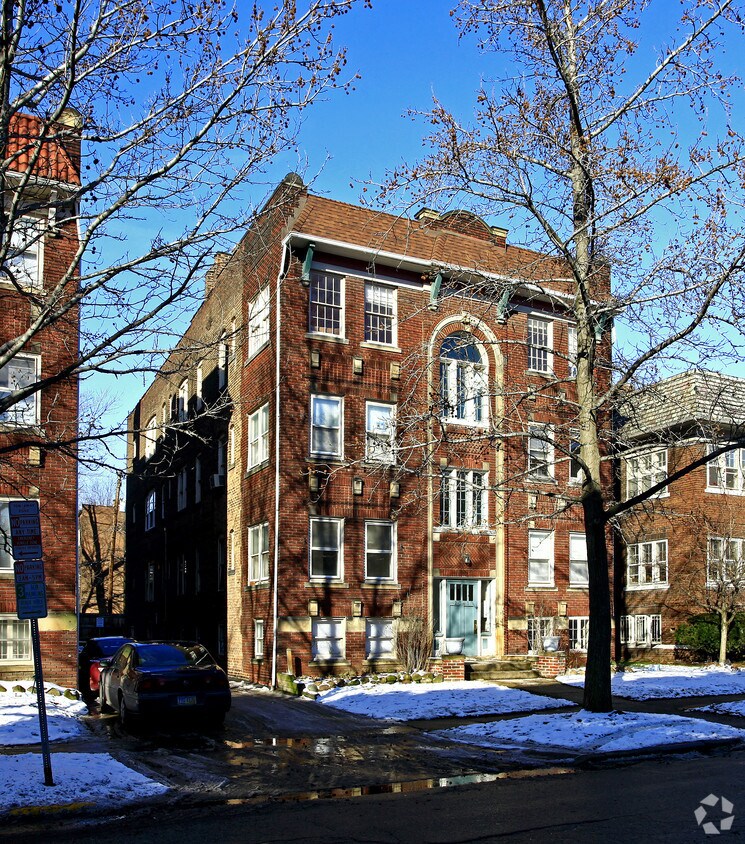 Building Photo - 2741 Hampshire Rd