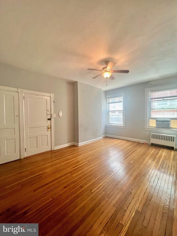 Foto del edificio - 1509 N Franklin St