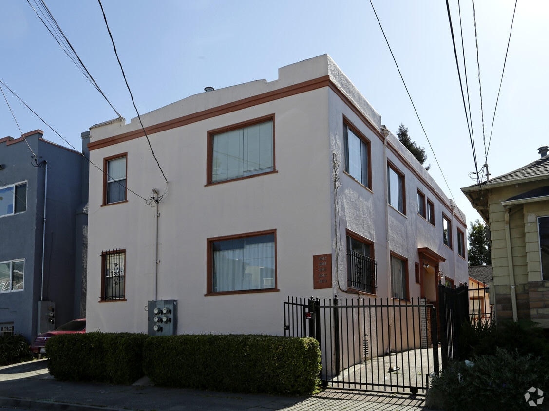 Primary Photo - 3942-3950 Ruby St