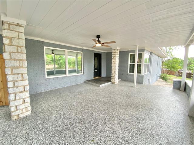 Building Photo - 818 Robertson Rd