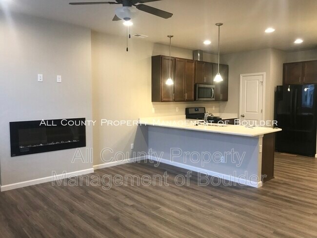 Building Photo - 746 Stonebridge Dr
