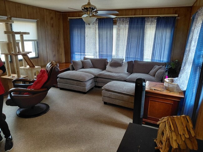 Building Photo - 35508 Irvin Way