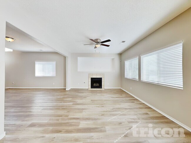 Foto del edificio - 7124 Cuchillo Rd NW