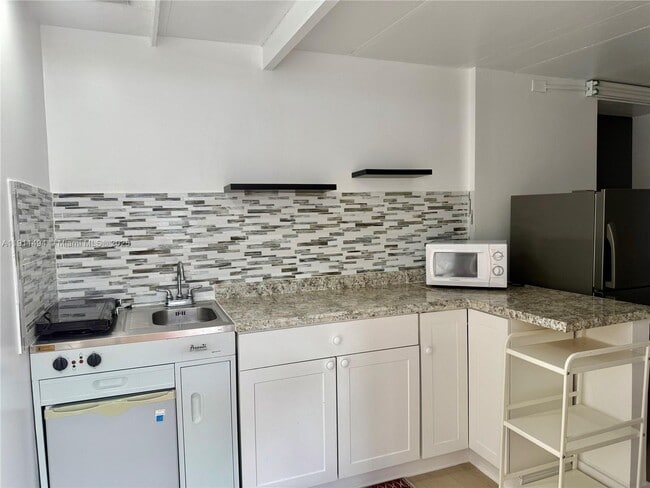 Foto del edificio - 13008 SW 50th Ln