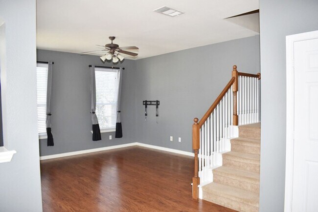 Foto del edificio - 6236 Sherbert Dr