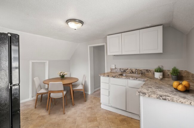 Foto del edificio - 741 7th St NW