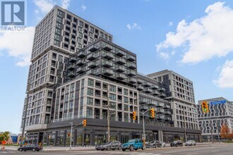 Building Photo - 1007 The Queensway