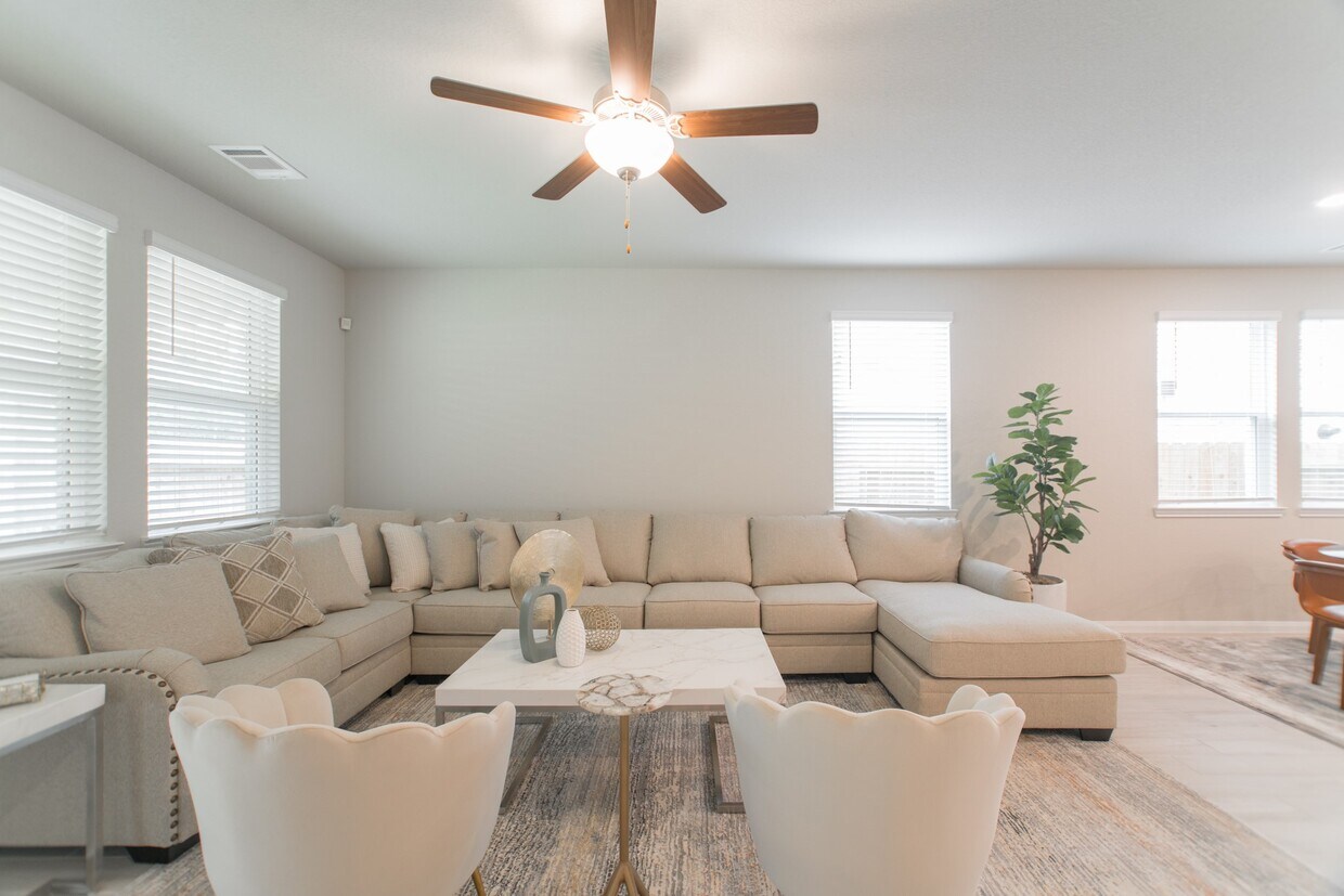 Foto principal - 17542 Rosette Grass Dr