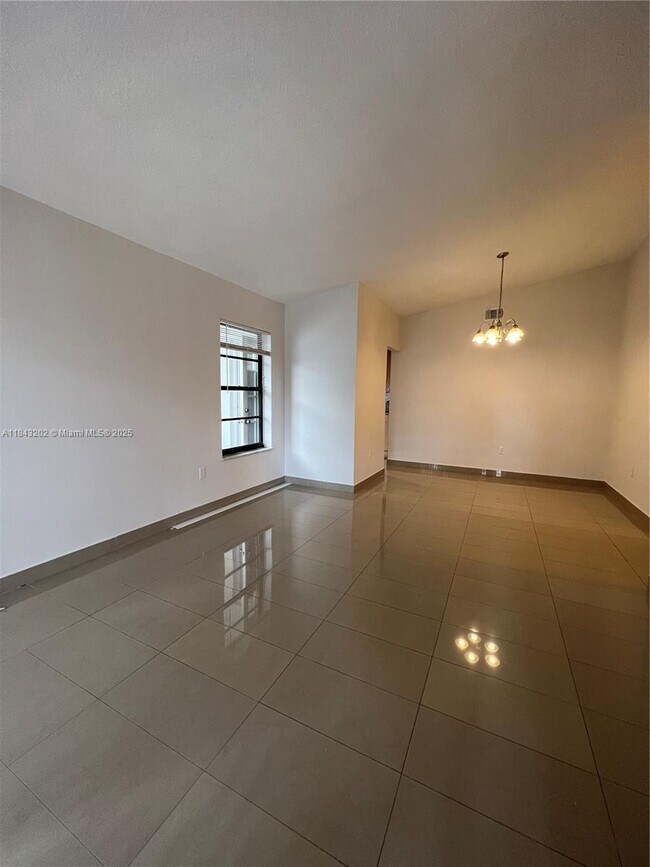 Foto del edificio - 7500 SW 153rd Ct