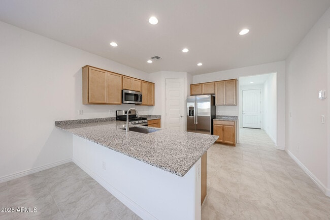 Building Photo - 8730 W Pasadena Ave