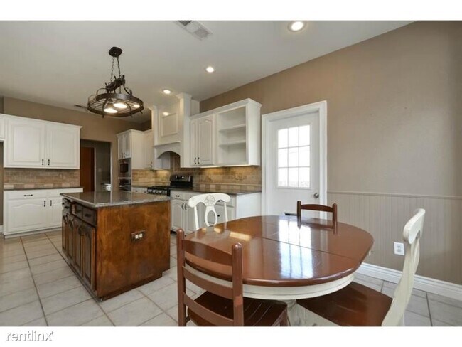 Foto del edificio - 4 br, 3 bath House - 2622 Westwind Drive