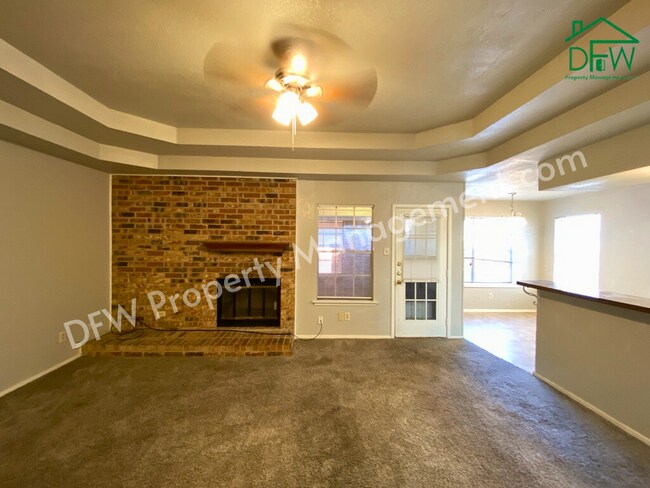 Foto del edificio - 4011 Ridgebrook Dr