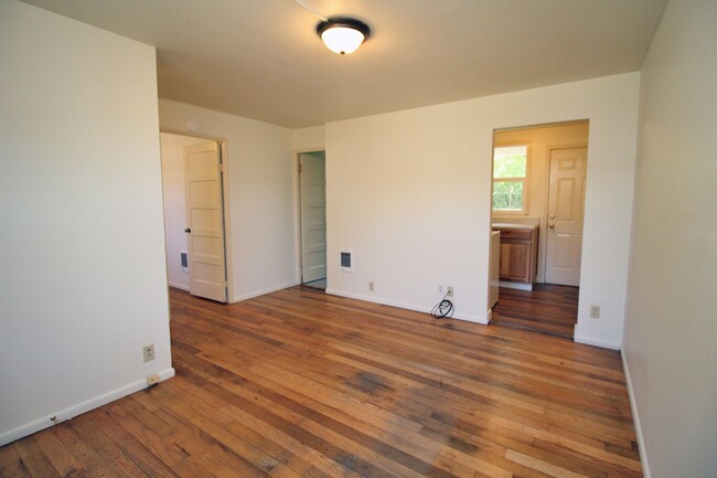 Foto del edificio - 6923-6923 NE Prescott St
