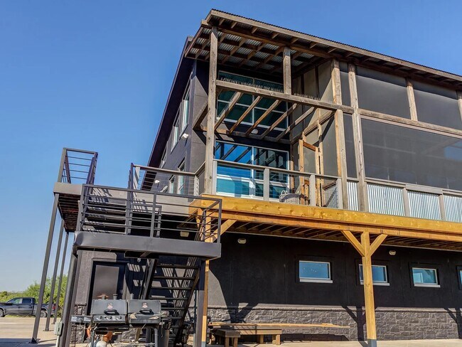 Foto del edificio - 46 Bonita Vista Dr