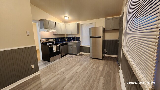 Foto del edificio - 430 S Holladay Dr