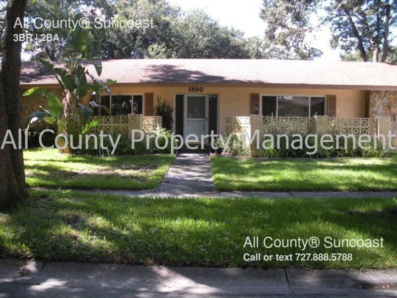 Primary Photo - 1860 Oak Forest Dr E