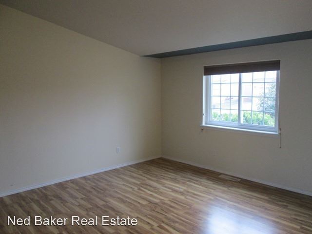 Building Photo - 3 br, 2.5 bath House - 3082 Tierra Dr NE