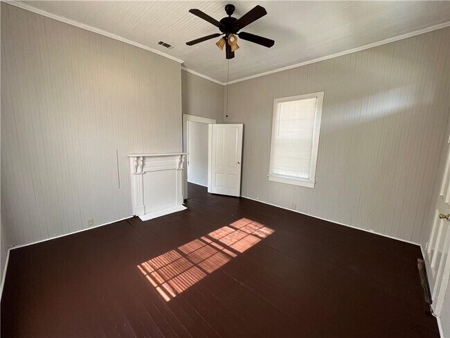 Foto del edificio - 1003 Texas St