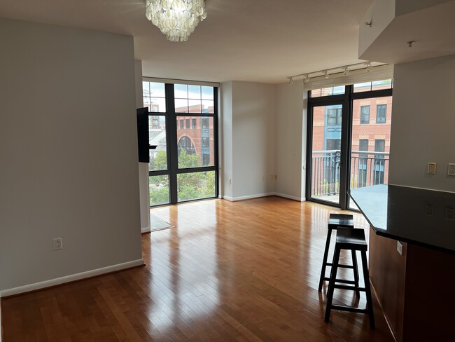 Foto del edificio - 1021 N Garfield St