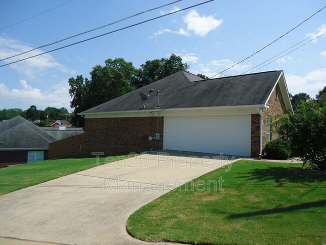 Building Photo - 5018 Briarwood Ct