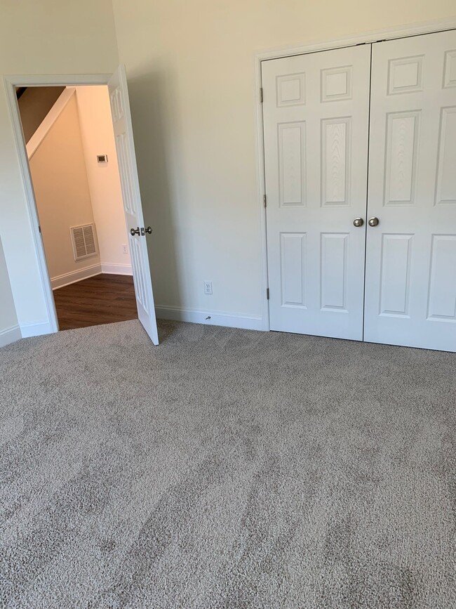 1st floor- Bedroom - 6847 Dunton Rd